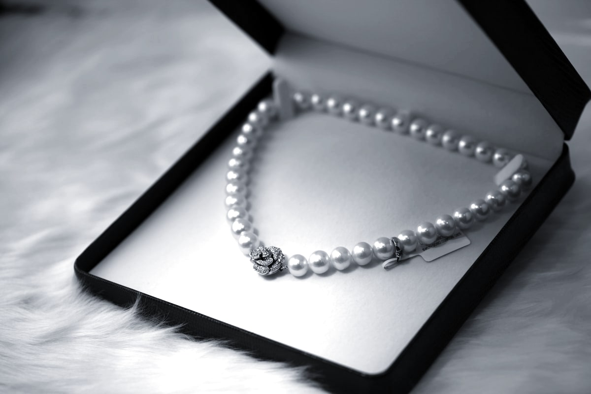 Fine silver and silver jewellery